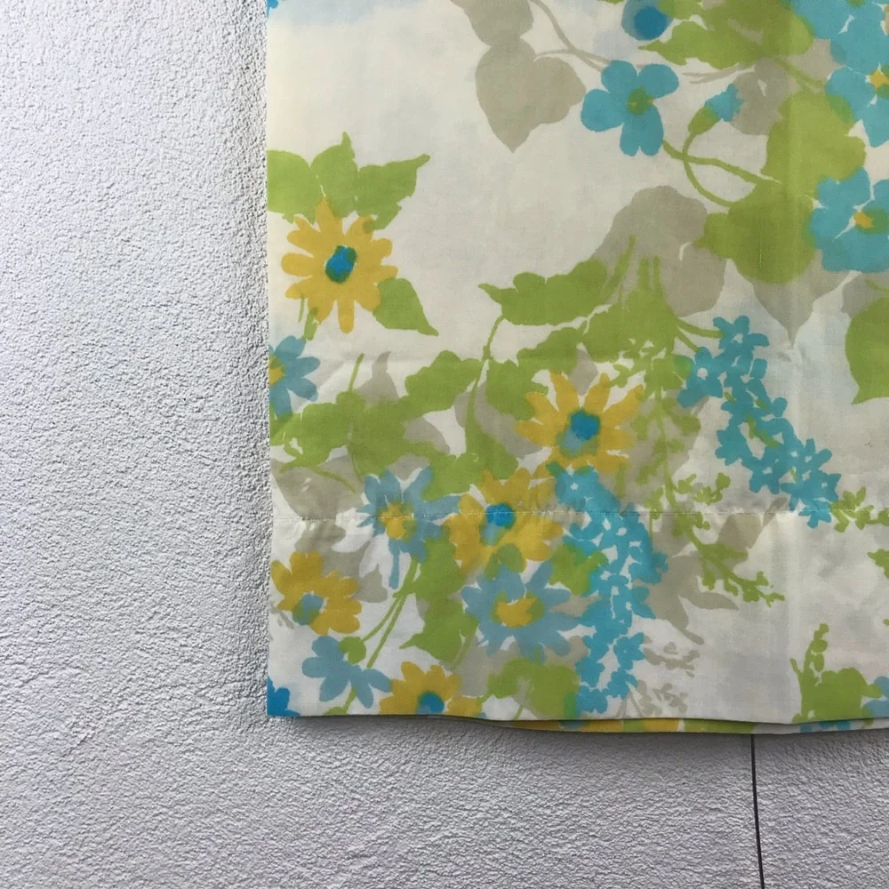 Vintage l 60s Queen Aqua Floral Groovy Funky Mod Pillow Case Bed Linens Fabric